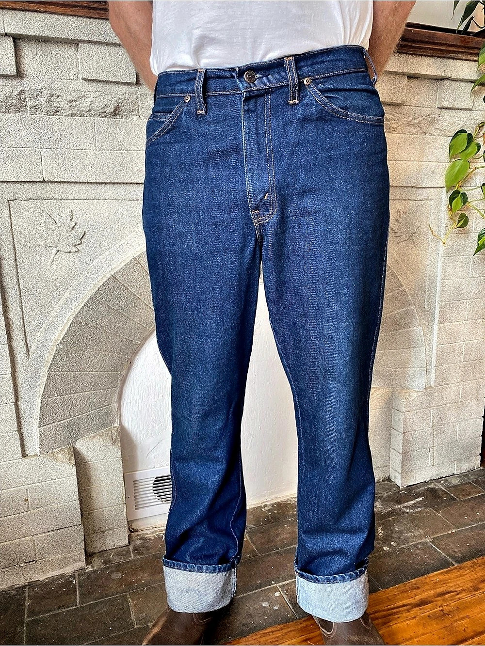 Vintage GWG dark wash denim straight leg jeans 34” inseam